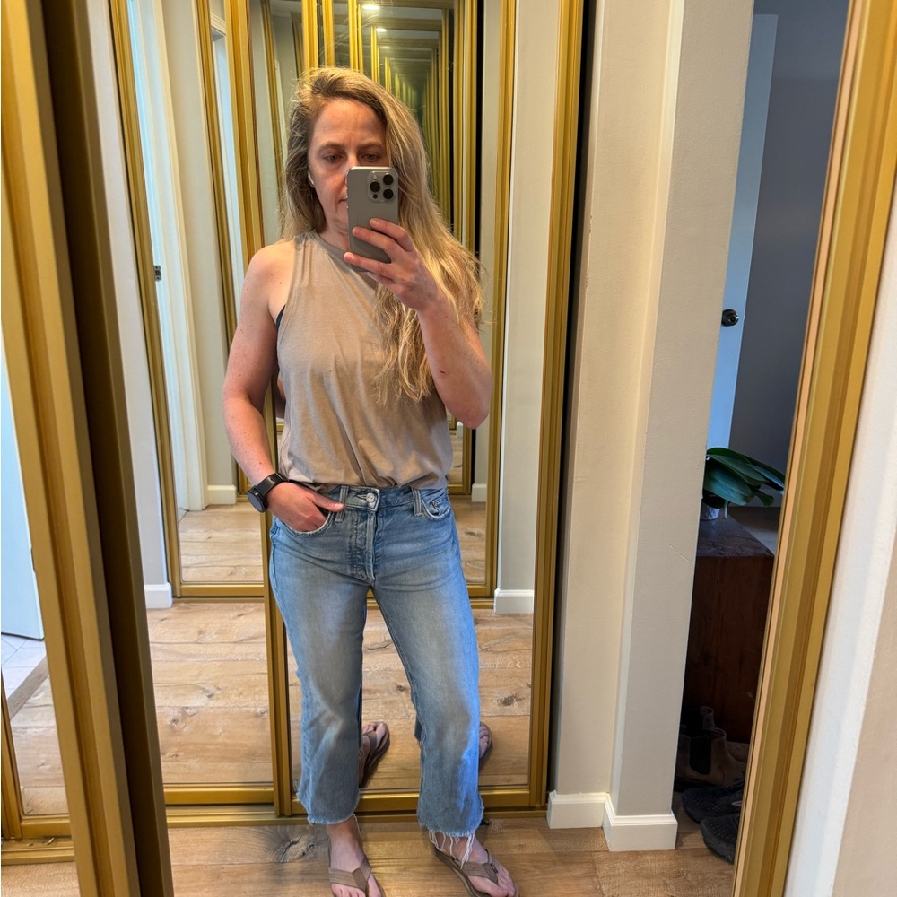 Mother jeans, cropped, open hem, size 25